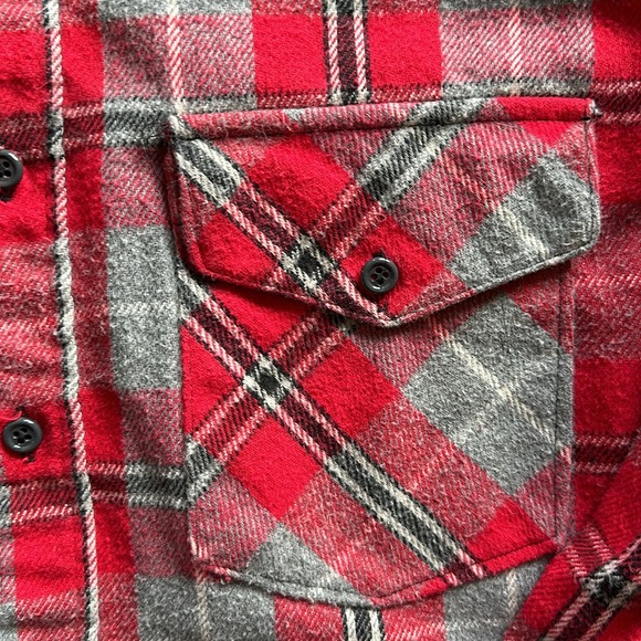 Vtg Winter Run red plaid flannel button up - Picture 3 of 4
